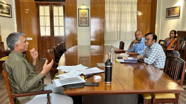 RevenueMinister Seeks List Of Employee Working In Same Place From Many Years