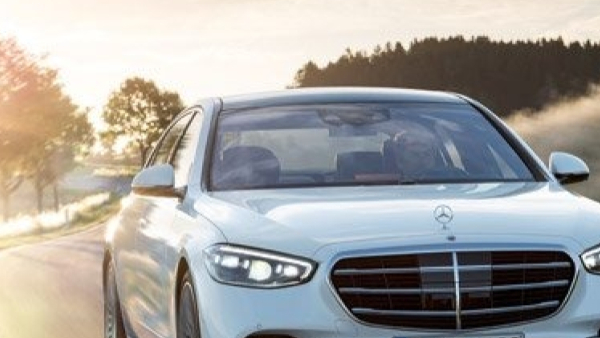 Know the Mercedes Benz company s these two new cars Price and Features