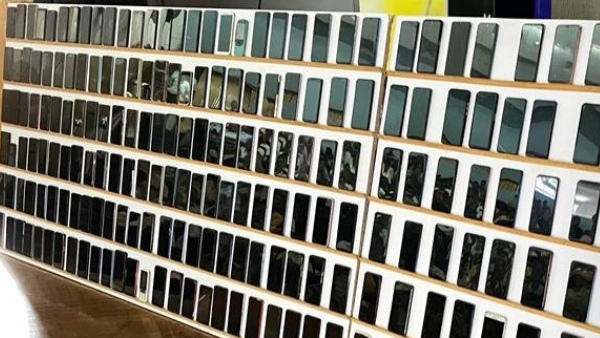 Mobile Ban In School And College Premises