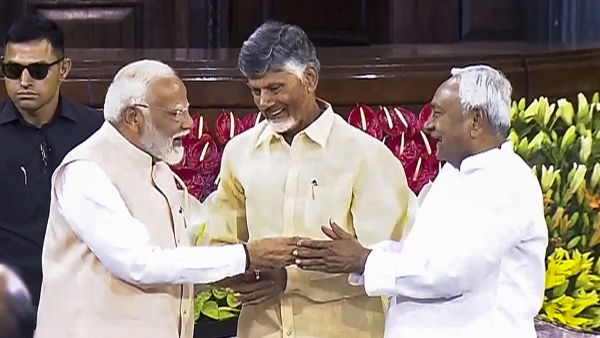 Bihar CM Nitish Kumar demanded that Prime Minister Modi increased the tension