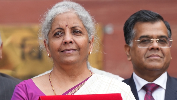 Nitin Gadkari urges Nirmala Sitharaman to remove GST on life medical insurance premiums