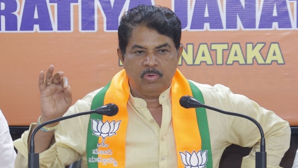 Siddaramaiah Gave A Clean Chit To The Minister And The President Of Che Corporation Says R Ashok Siddaramaiah Gave A Clean Chit To The Minister And The President Of Che Corporation Says R Ashok