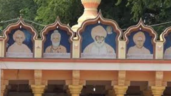 Raichur Theft in Math by coming in guise of devotees