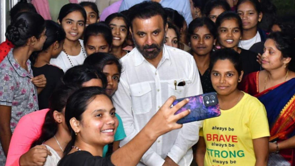 Minister Santosh Lad Sudden Visit To The Government Hostel In Dharwad