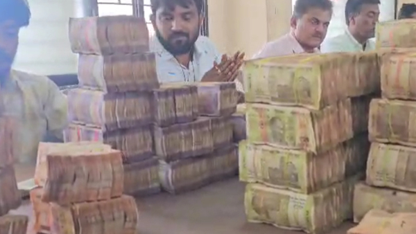 Hundi counting in Shree Renukaa Yallamma Devi Temple 1 96 crore rupees Collection in just 50 days