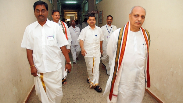 Dress Code for Tirupati Staff Dress restrictions in tirupati elumalaiyan temple