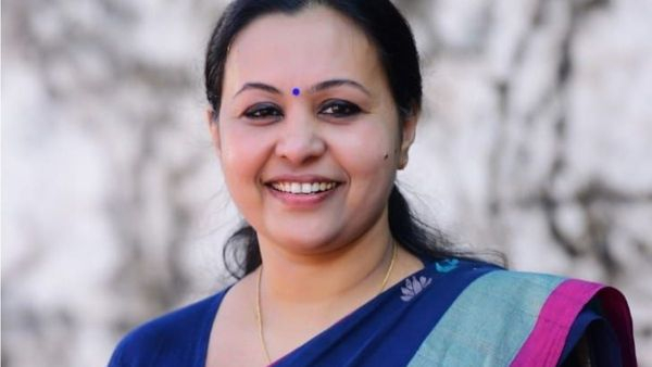 Wayanad landslide Kerala Health Minister Veena George injured in road accident