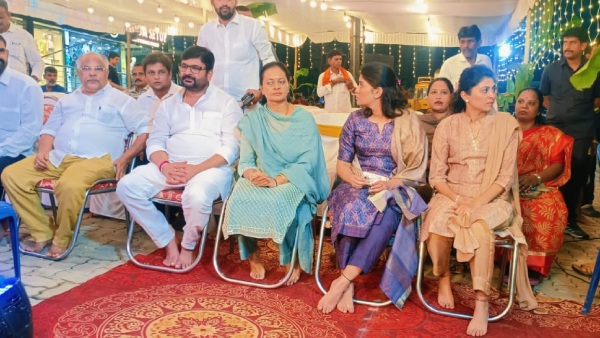 Congress MLA Vinay Kulkarni Participated In Koragajja Kola At Mangaluru Congress MLA Vinay Kulkarni Participated In Koragajja Kola At Mangaluru