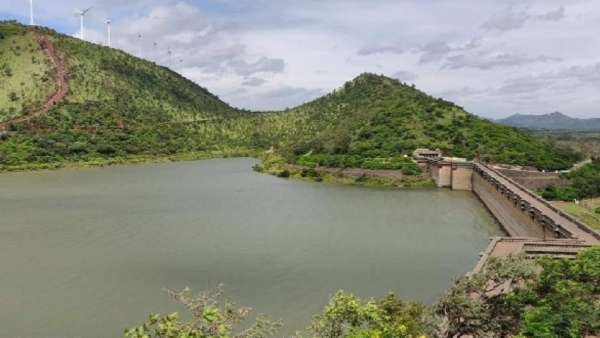 Water should be release from Vani Vilasa Sagara Dam to these 18 lakes Farmers demand