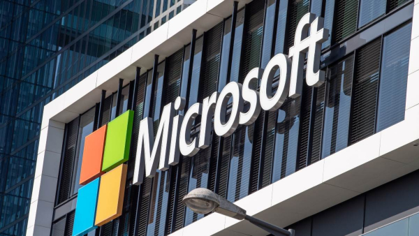 Global Microsoft Outage Disrupts Flights Markets and Stock Exchanges