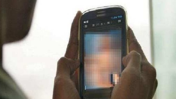 Actresses naked scene captured in caravans What did famous Tamil actress say