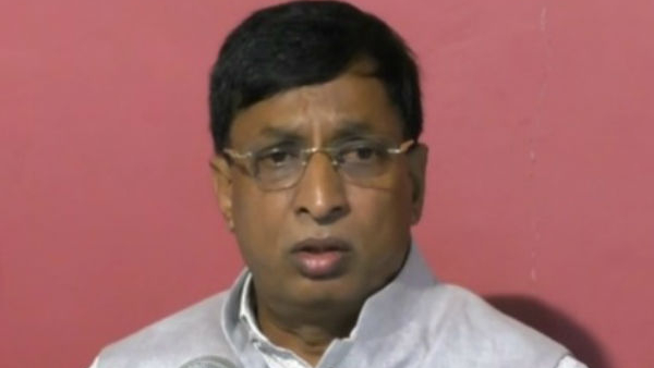 Bhoje Gowda Said That It Is Not Right To Ignore The Official Language Kannada
