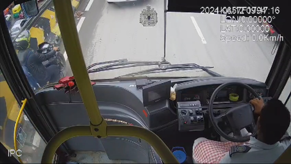 BMTC Volvo Bus Accident Video Viral