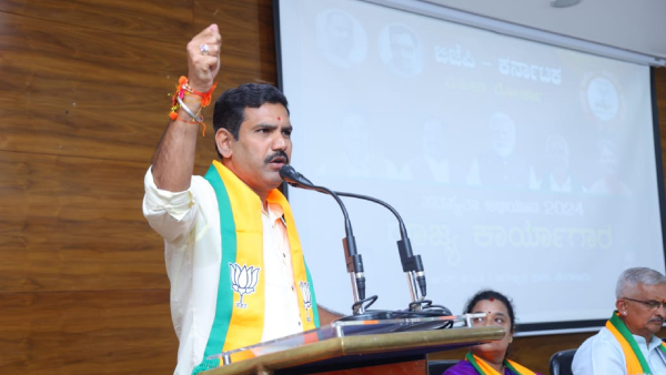 Siddaramaiah Has Never Faced So Much Anxiety In His Political Life Says BY Vijayendra
