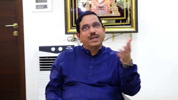 Central Minister Pralhad Joshi Sarcsam Against CM Siddaramaiah