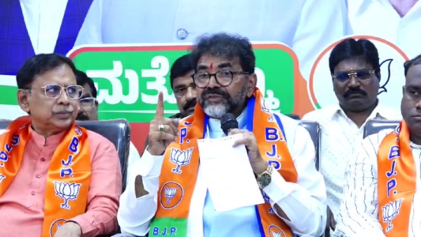 Chalavadi Narayanaswamy Said Minister Carried All The Documents Of The MUDA Scam In A Helicopter