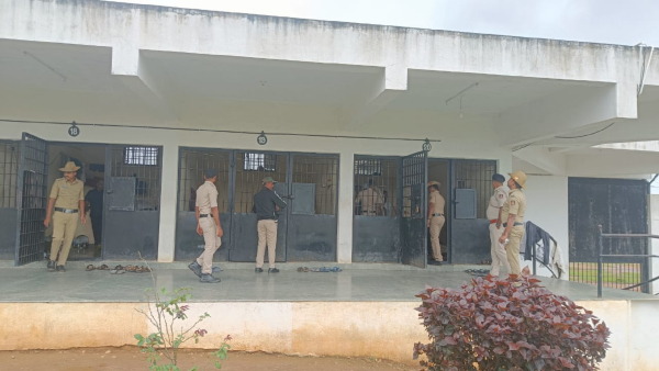 Darshan team Lakshmana and Jagdish were shift SP team suddenly attacked the central jail in Shivamogga