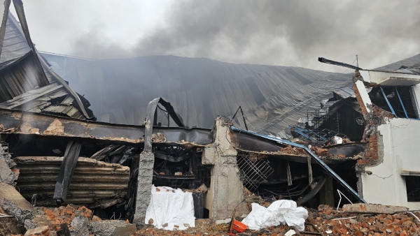 Fire Accident At Private Factory Belagavi Dead Body Hand Over To Family