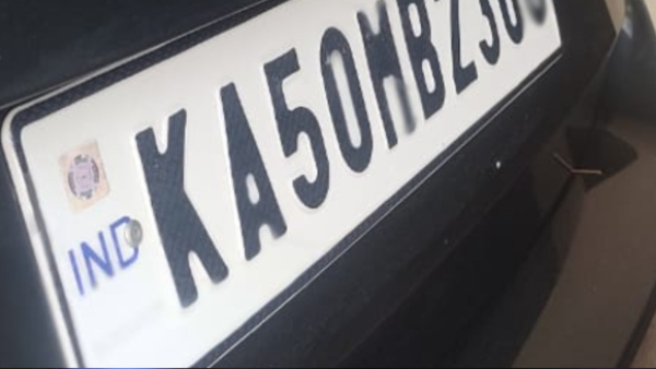 A Man lost 95 000 while booking HSRP number plate know details