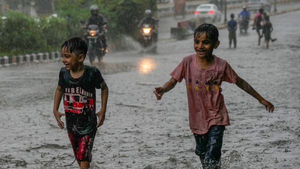 Karnataka Rains Heavy rainfall forecast in these districts of state in few moments on August 18th