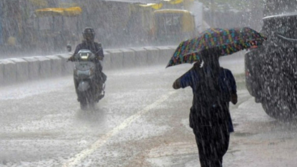 Karnataka Rains Heavy rainfall forecast in these districts of state in few moments on August 30