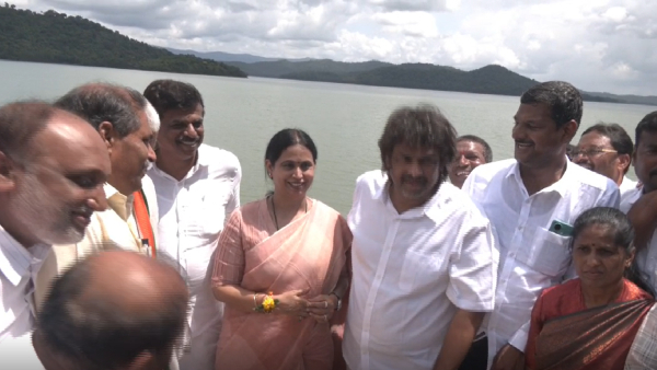 Lakshmi Hebbalkar is happy to give bagina to Bhadra