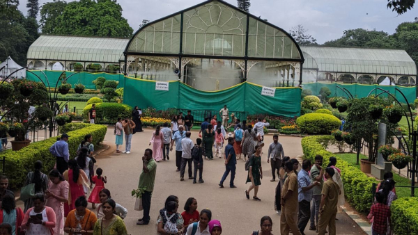 Lal Bagh Flower Show 2024 Total Rs 3 44 Crore Revenue Collected from total 9 07 Lakh Visitors Lal Bagh Flower Show 2024 Total Rs 3 44 Crore Revenue Collected from total 9 07 Lakh Visitors