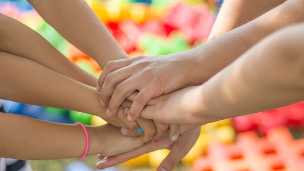 Life Tips Who Should We Be Your Friend For The Good Of Life