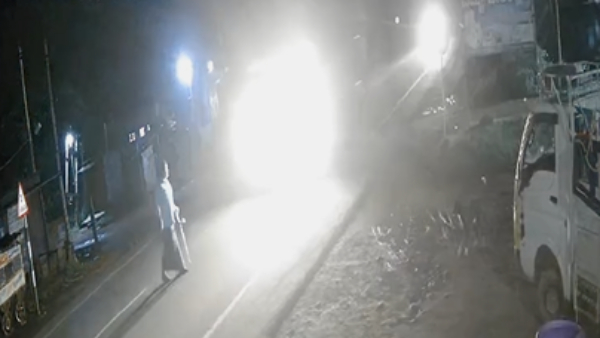 Man Dies In Lorry Accident At Chitradurga District Holalkere