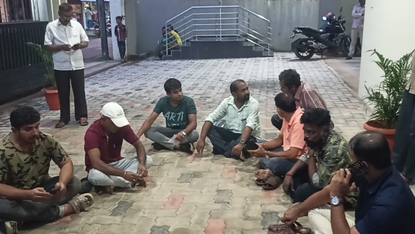 Police Attempted assault on journalist in Thirthahalli Police Attempted assault on journalist in Thirthahalli