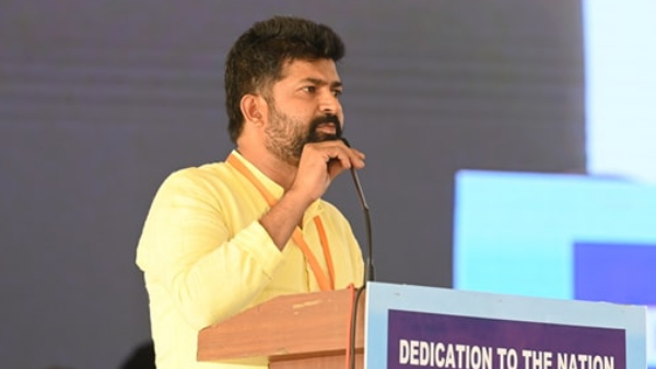 Prathap Simha said young blood like him should come to BJP