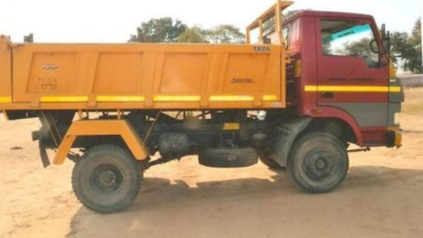 More Than 20 Power Poles Toppled In Bengaluru