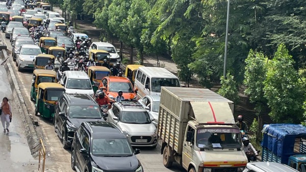 Heavy Traffic Jam At Bengaluru Silk Board Due To Heavy Rain Occurs In Last Night