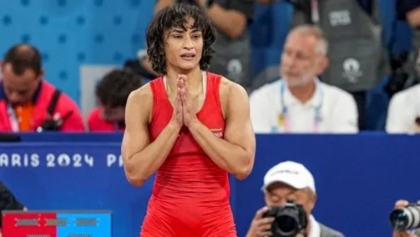 Vinesh Phogat disqualified What did WFI vice-president Karan Bhushan say