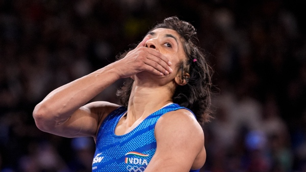 Vinesh Phogat s Missed Chance for Silver at Paris Olympics Explained