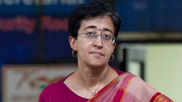 Arvind Kejriwal slippers can be placed on the CM chair