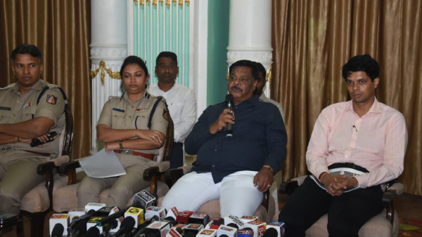 Expand Your Business by Sponsoringysuru Dasara Says Minister