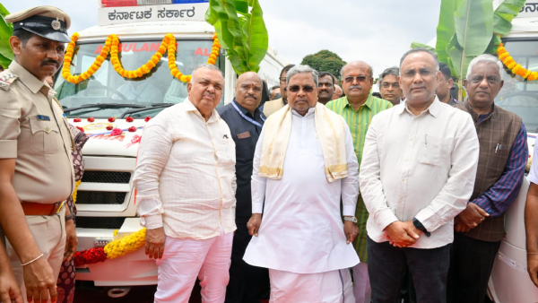 Siddaramaiah Cancel The License Of Traffic Violators