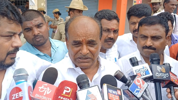What did C Puttarangashetty say about CM change
