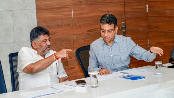 DCM DK Shivakumar Will Make City Rounds At Night To Check Potholes In Bengaluru