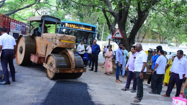 DCM DK Shivakumar Will Make City Rounds At Night To Check Potholes In Bengaluru