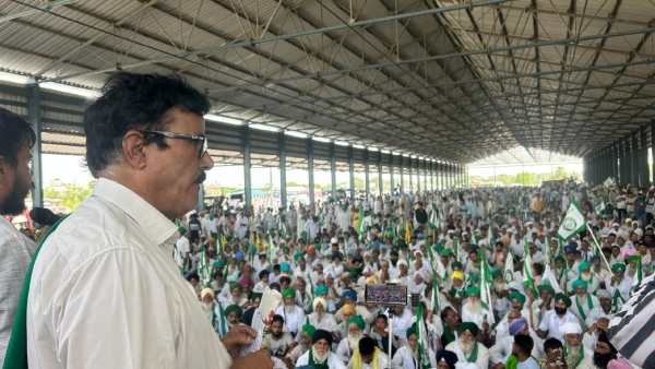 Farmers protest against demanding implementation of MSP law