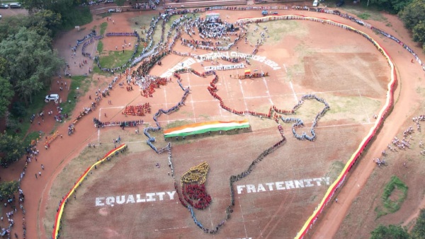 Dharwad District First For The State In Making Human Chain Formation