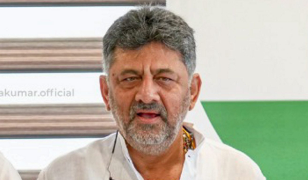 DK Shivakumar Reaction On 1000 Crore Reserve To Topple The Government