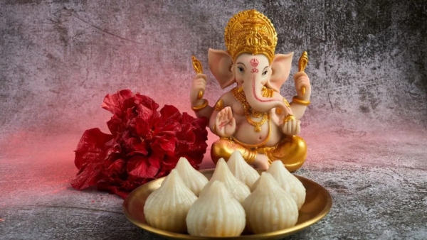 Ganesh chaturthi theme 2024 theme ganpati pandal decoration ideas in kannada