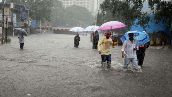 Heavy rains in hyderabad 2 states also hit