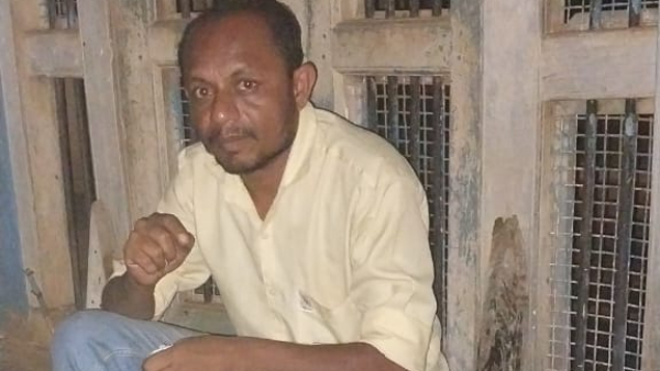 Drunken Brothers Assaulted The Official In Front Of The Hubballli Government Office