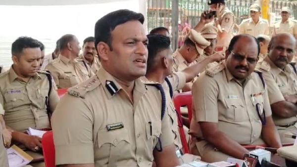 Provided Police Tight Security Time limit for DJ Sounds for Ganesh dissolution in hubballi dharwad