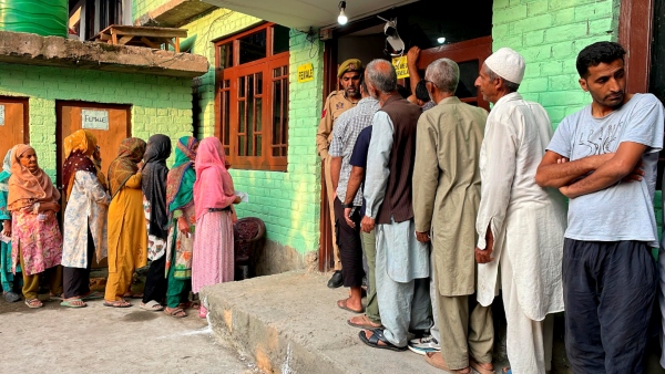 Jammu And Kashmir Assembly Election 2024 PDP And NC Fight In 26 Seats