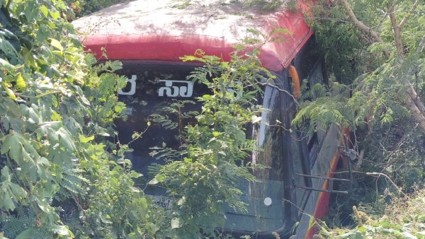 KSRTC Bus Overturns into Ditch naer Gundlupet taluk